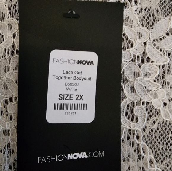 Fashion Nova plus size 2 xl lace bodysuit - Picture 2 of 4